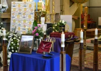 Ostatnie pożegnanie zmarłego policjanta - zdjęcie główne