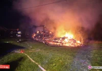 Spłonęła stodoła, uratowano budynki - zdjęcie główne