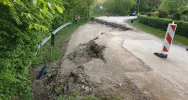 Ulica zapadła się już o blisko metr - zdjęcie 3