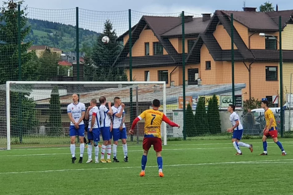 Limanovia - Sokół Słopnice: derbowy podział punktów - zdjęcie 4