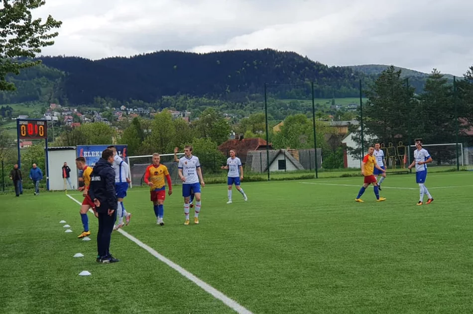Limanovia - Sokół Słopnice: derbowy podział punktów - zdjęcie 8
