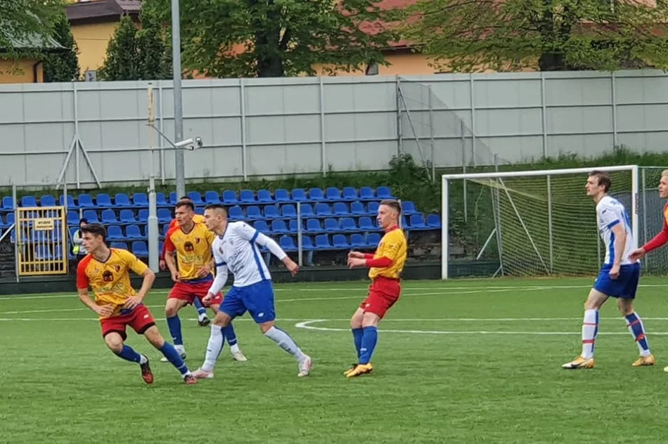 Limanovia - Sokół Słopnice: derbowy podział punktów - zdjęcie 9