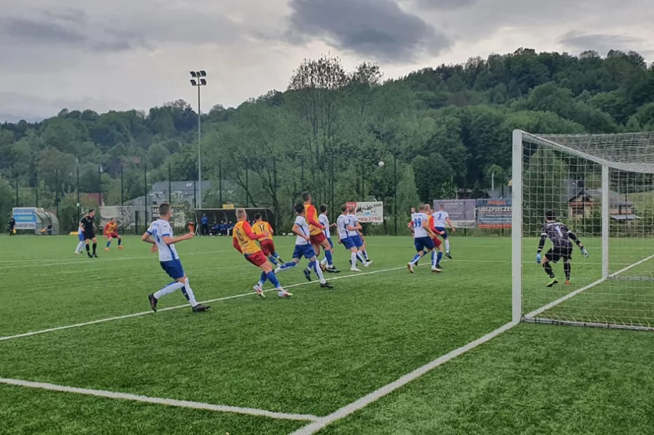 Limanovia - Sokół Słopnice: derbowy podział punktów - zdjęcie 10
