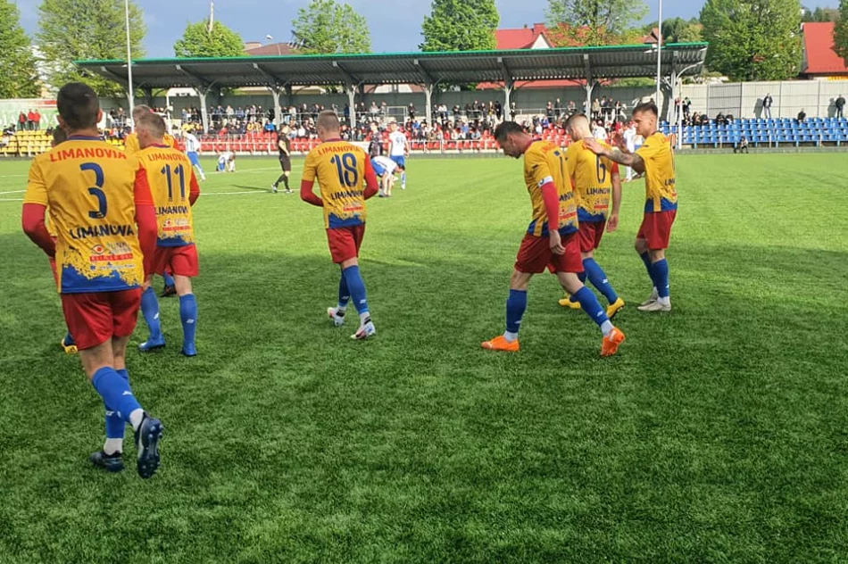 Limanovia - Sokół Słopnice: derbowy podział punktów - zdjęcie 13