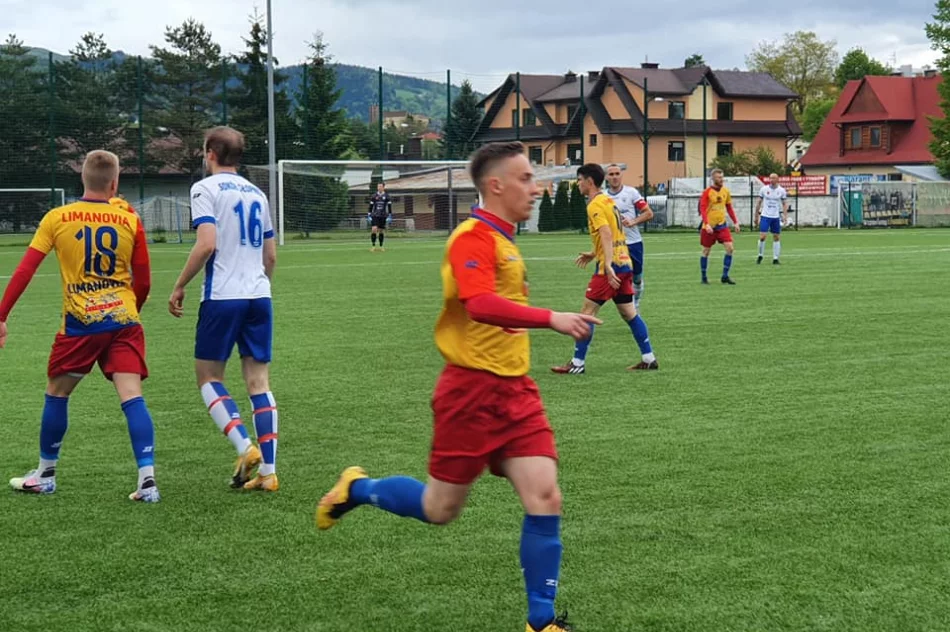 Limanovia - Sokół Słopnice: derbowy podział punktów - zdjęcie 16