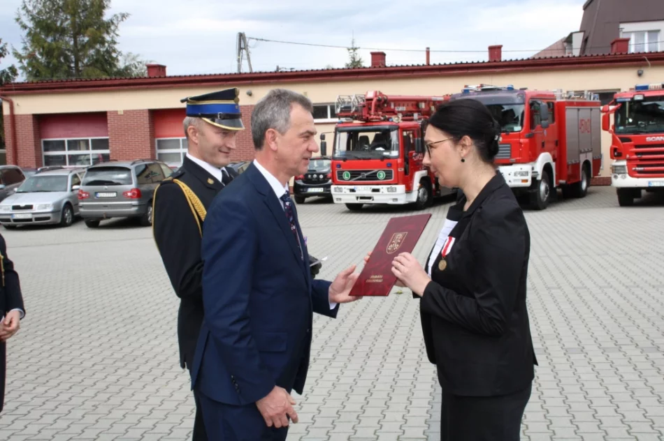 Odznaczenia i awanse w dniu obchodów strażackiego święta - zdjęcie 5