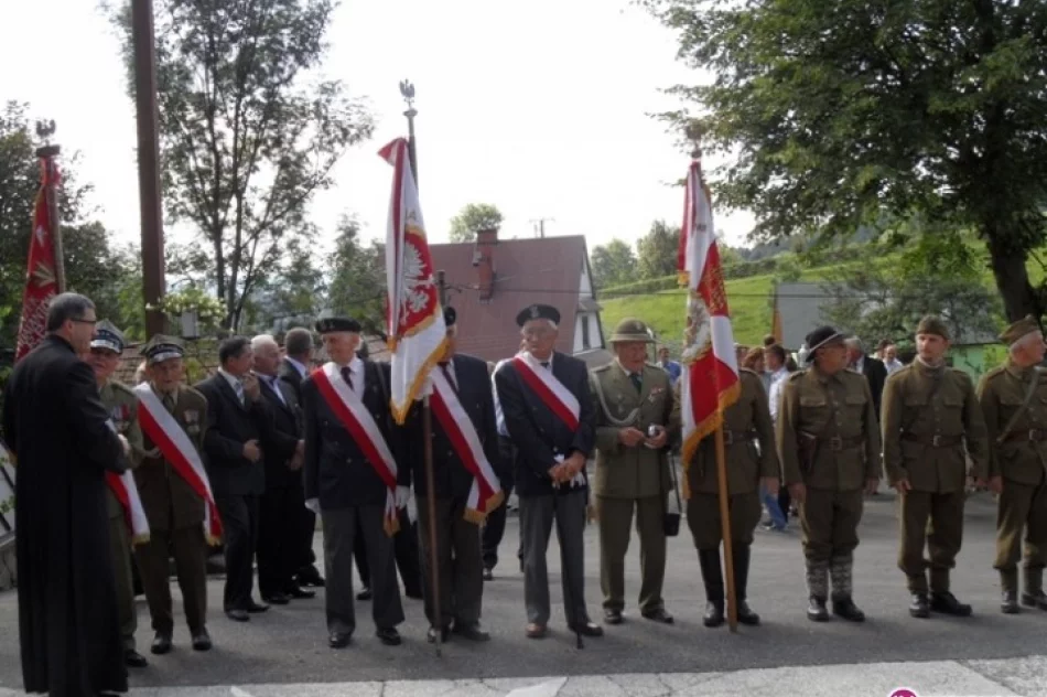 Pamiętają o wszystkich, którzy walczyli o wolną Ojczyznę - zdjęcie 2