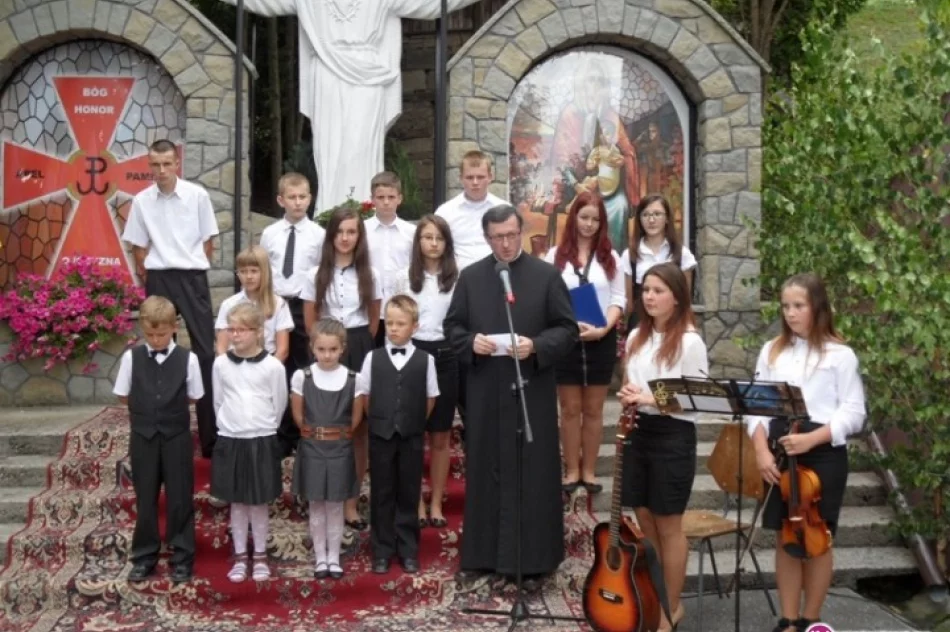 Pamiętają o wszystkich, którzy walczyli o wolną Ojczyznę - zdjęcie 3