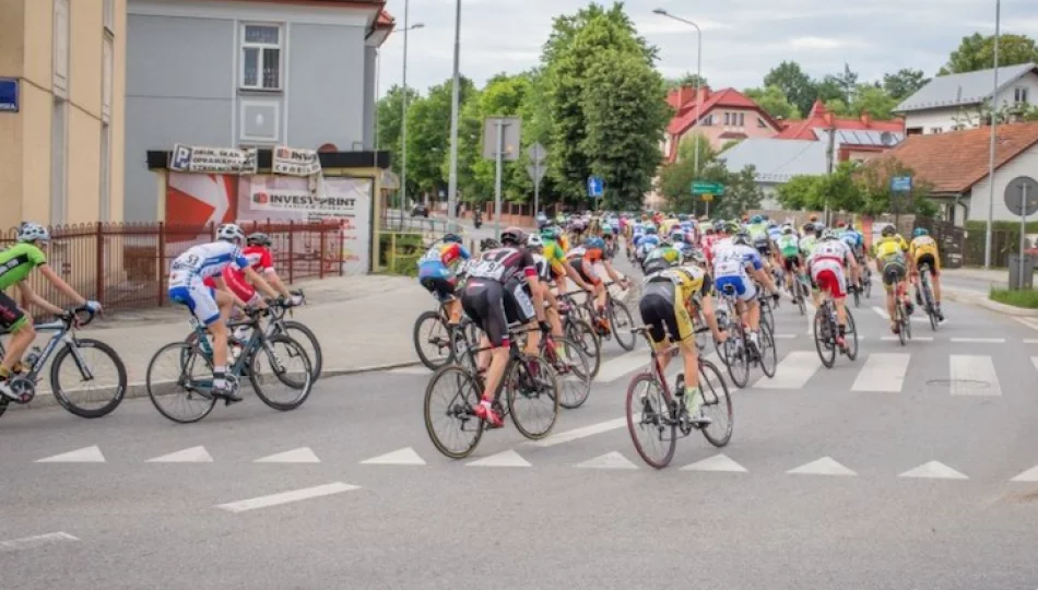 Kolarskie zmagania i utrudnienia na drogach przez cały weekend - zdjęcie 1