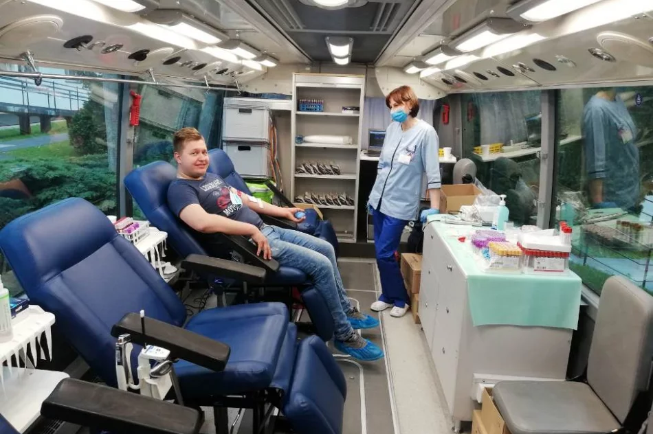 Udana zbiórka krwi zorganizowana przez mundurowych - zdjęcie 2