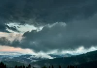 Silne opady deszczu i burze - zdjęcie główne