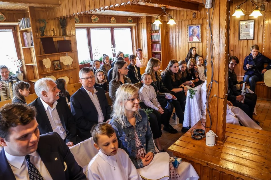 Marszałek odwiedził dom dziecka na Limanowszczyźnie - zdjęcie 15