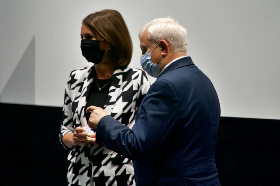 Filia biblioteki w nowej siedzibie oficjalnie otwarta - zdjęcie 18