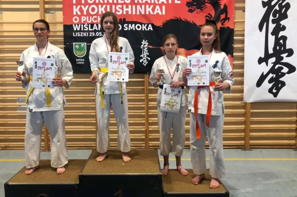 Dominacja młodych karateków ARS Limanowa – JONIEC Team w Turnieju Karate Kyokushin o Puchar Wiślanego Smoka - zdjęcie 8