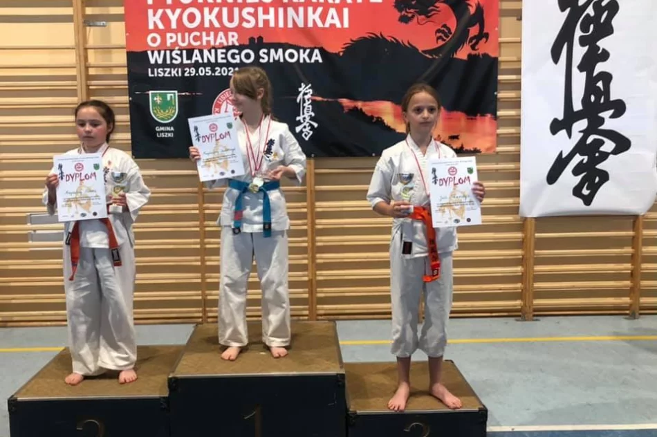 Dominacja młodych karateków ARS Limanowa – JONIEC Team w Turnieju Karate Kyokushin o Puchar Wiślanego Smoka - zdjęcie 9