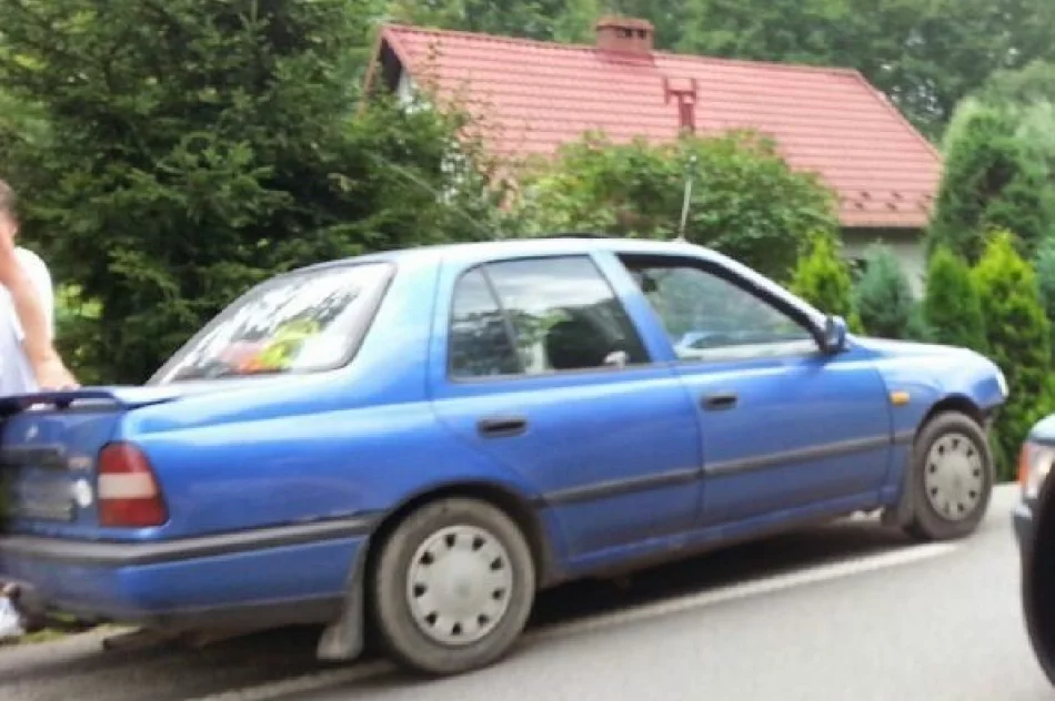 Kolizja na wyjeździe z Kamiennej - zdjęcie 2