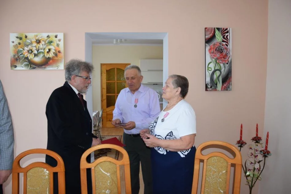 Jubilaci z prezydenckimi medalami za długoletnie pożycie małżeńskie - zdjęcie 2