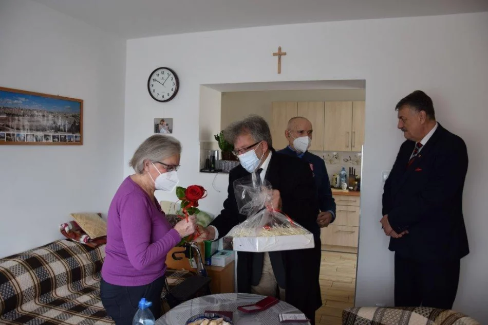 Jubilaci z prezydenckimi medalami za długoletnie pożycie małżeńskie - zdjęcie 12