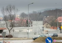 Z góry na 'dołek' z ostrą dyskusją - zdjęcie główne