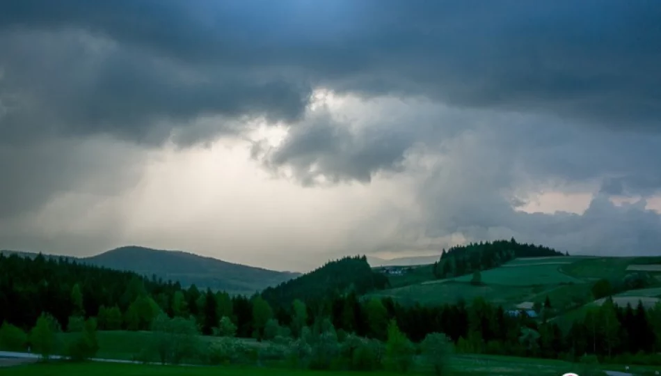 Uwaga na burze, grad i silny wiatr - zdjęcie 1