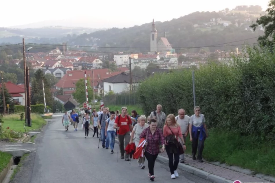 300 osób nocą na Miejskiej Górze - zdjęcie 2