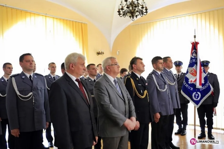 Awanse i odznaczenia z okazji Święta Policji - zdjęcie 4