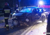 Uderzył w inne auto i dachował - zdjęcie główne