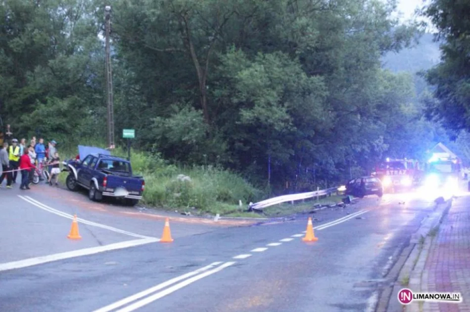 Uderzył w inne auto i dachował - zdjęcie 2
