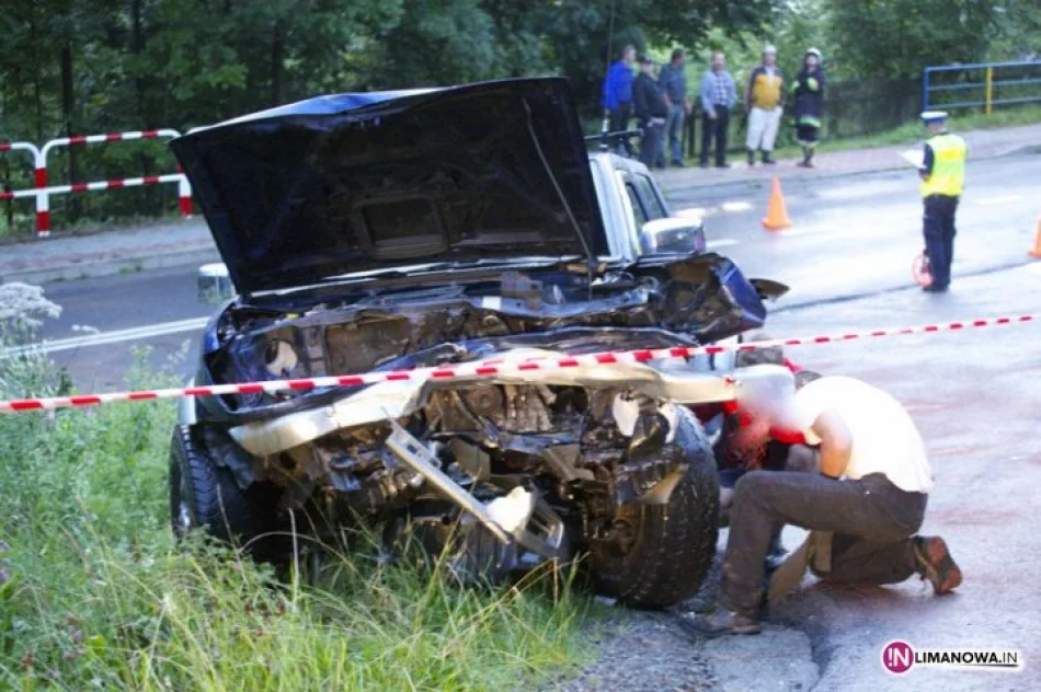 Uderzył w inne auto i dachował - zdjęcie 3