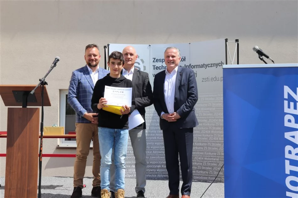 Gala św. Antoniego, święto szkoły i stypendia Blachotrapezu - zdjęcie 5