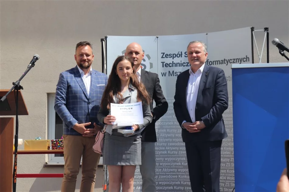 Gala św. Antoniego, święto szkoły i stypendia Blachotrapezu - zdjęcie 14