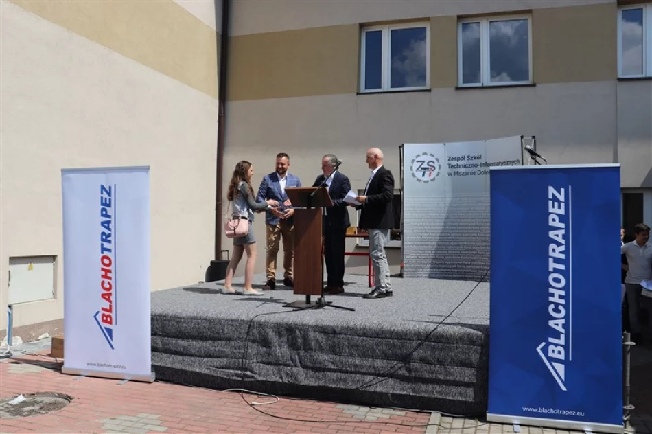 Gala św. Antoniego, święto szkoły i stypendia Blachotrapezu - zdjęcie 16