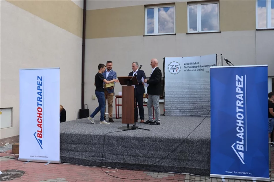 Gala św. Antoniego, święto szkoły i stypendia Blachotrapezu - zdjęcie 18