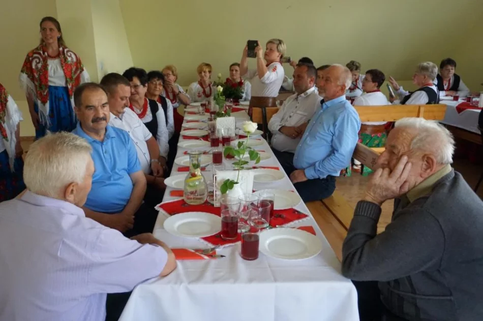 Od 70 lat dbają o tradycje i promują lokalne piękno - zdjęcie 3