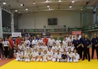 24 medale dla zawodników Limanowskiego Klubu Kyokushin Karate na III Pucharze Beskidów w Bielsku Białej - zdjęcie główne