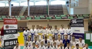 24 medale dla zawodników Limanowskiego Klubu Kyokushin Karate na III Pucharze Beskidów w Bielsku Białej - zdjęcie 4