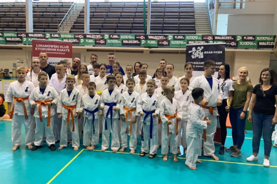 24 medale dla zawodników Limanowskiego Klubu Kyokushin Karate na III Pucharze Beskidów w Bielsku Białej - zdjęcie 8