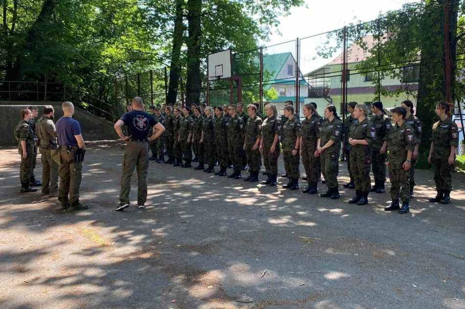 Pogranicznicy szkolą młodych Strzelców - zdjęcie 2