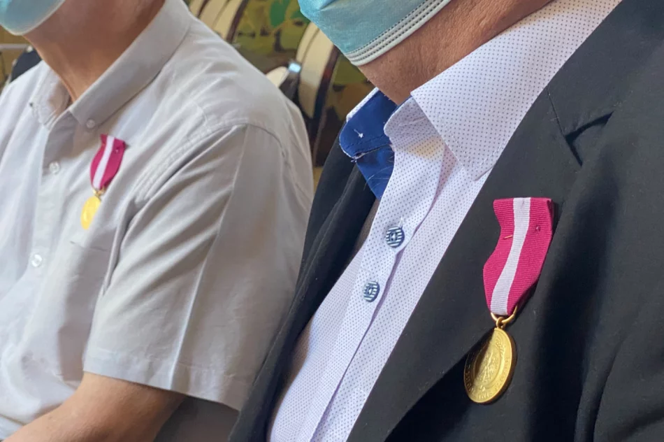 Druhowie oraz pracownicy samorządowi odznaczeni - zdjęcie 8