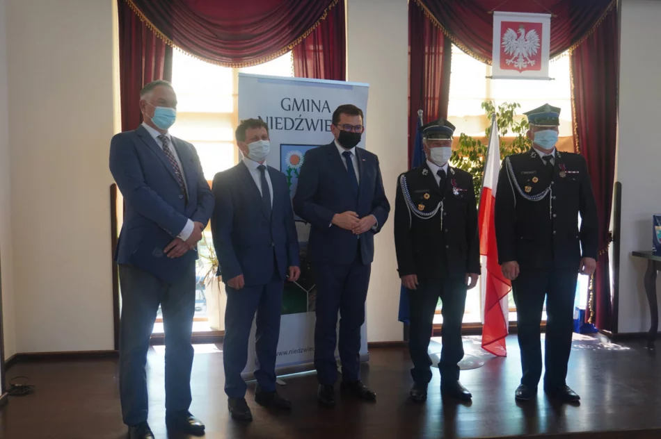 Druhowie oraz pracownicy samorządowi odznaczeni - zdjęcie 10
