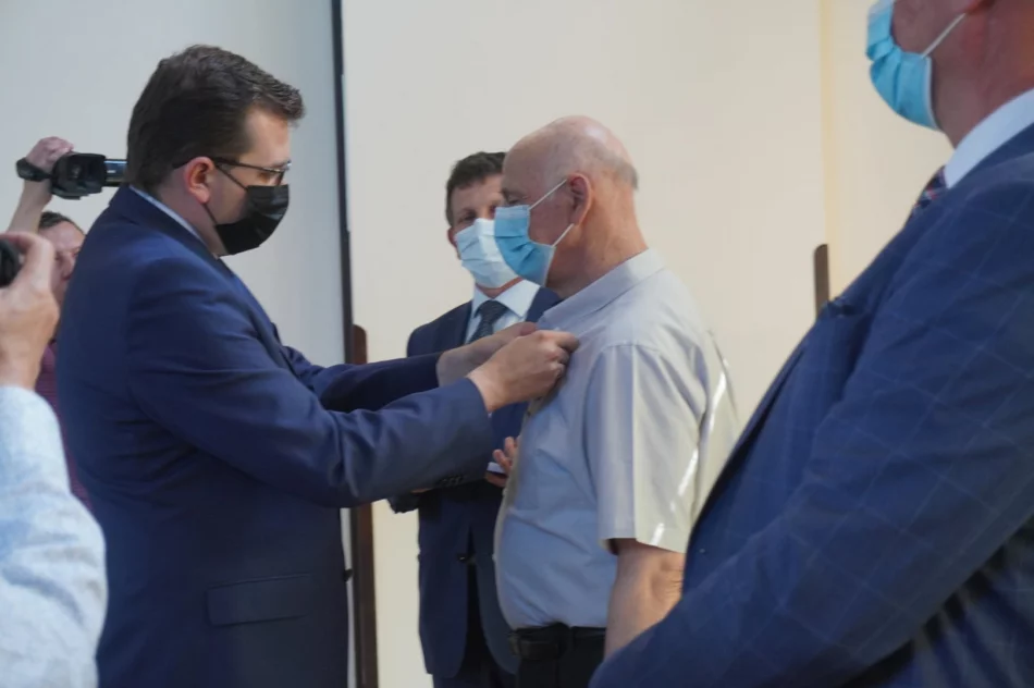 Druhowie oraz pracownicy samorządowi odznaczeni - zdjęcie 18