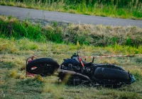 Zderzenie motocykla i samochodu, wezwano LPR - zdjęcie główne