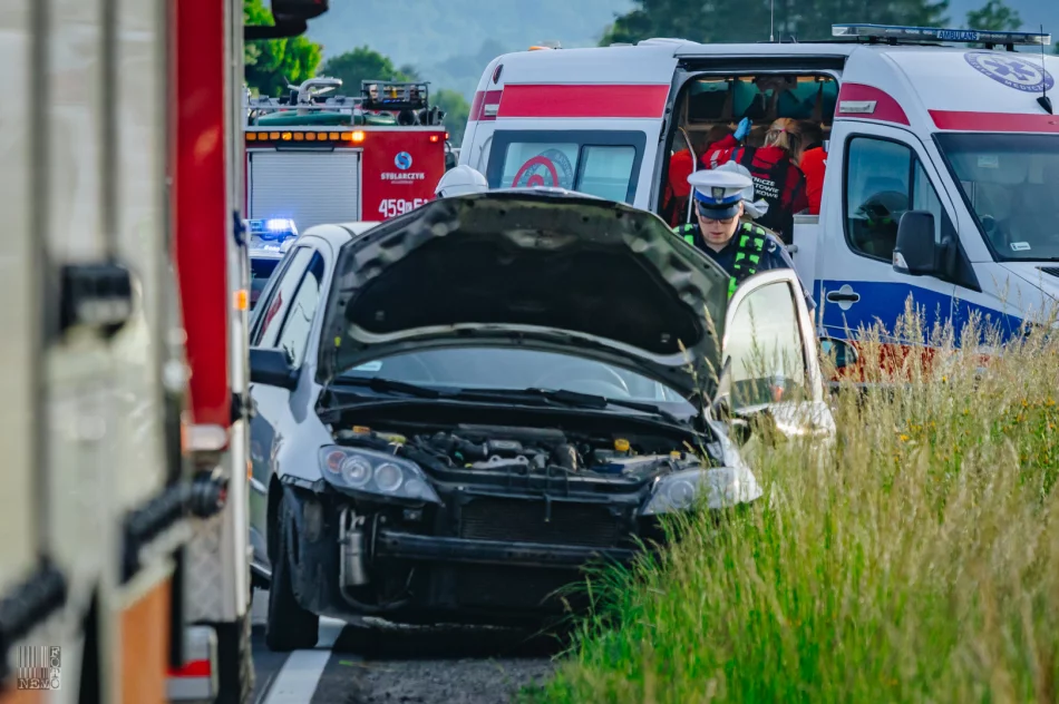 Zderzenie motocykla i samochodu, wezwano LPR - zdjęcie 2