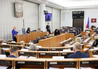 Senat nie wyraził zgody na powołanie Lidii Staroń na urząd Rzecznika Praw Obywatelskich - zdjęcie główne