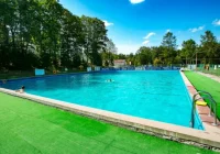 W tym sezonie miasto nie uruchomi basenu, będzie za to wodny plac zabaw - zdjęcie główne