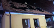 W wielkim pożarze 9 osób zostało rannych, trwają prace rozbiórkowe. Na pomoc żołnierze WOT - zdjęcie 5