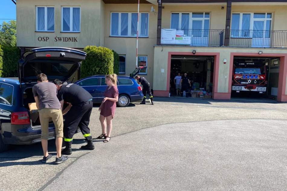 Wielka mobilizacja mieszkańców gminy. Strażacy zawieźli dary dla pogorzelców - zdjęcie 2