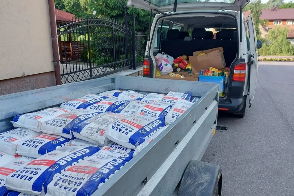 Druhowie zawieźli dary poszkodowanym w pożarze - zdjęcie 12