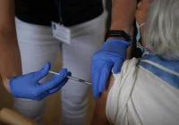 Prof. Kuchar: szczepieni a wariant delta - zdjęcie główne