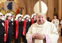 Wysłannik Watykanu weryfikował informacje na temat zaniedbań byłego metropolity - zdjęcie główne